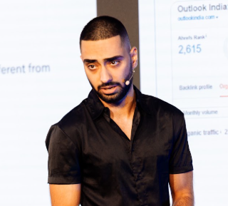 Kasra Dash